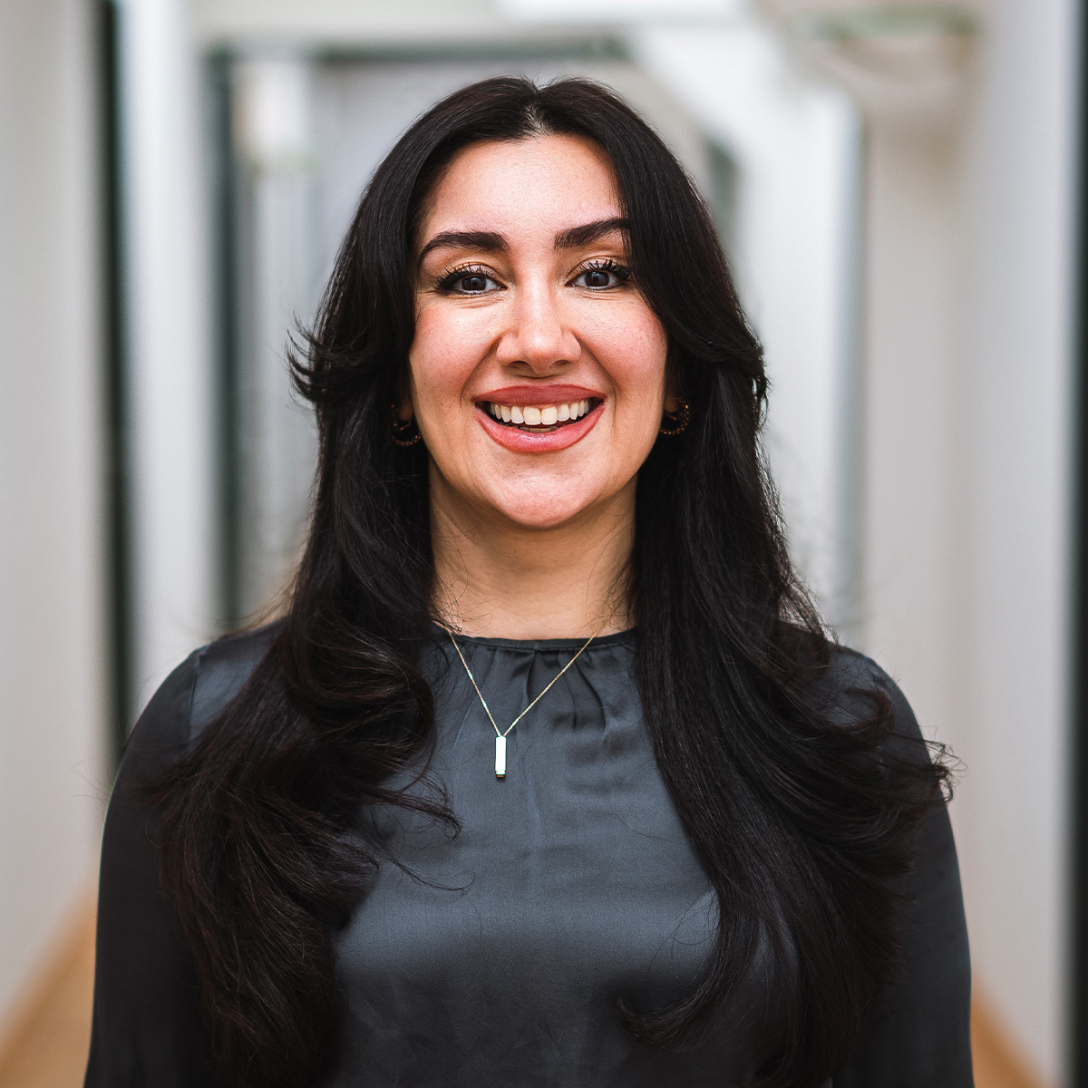 Porträt der CEO Aria Sheva-Goldhammer der SAFIR GmbH